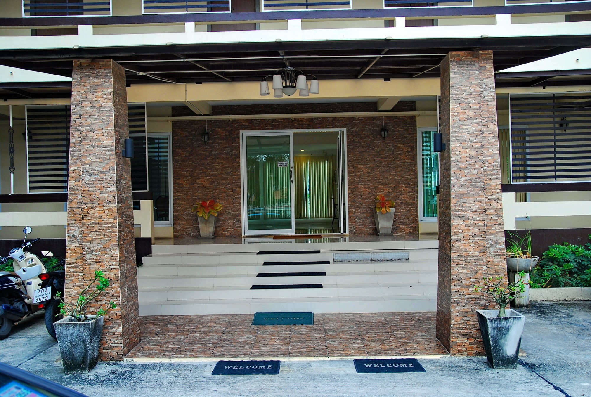 Ze Residence Banguecoque Exterior foto