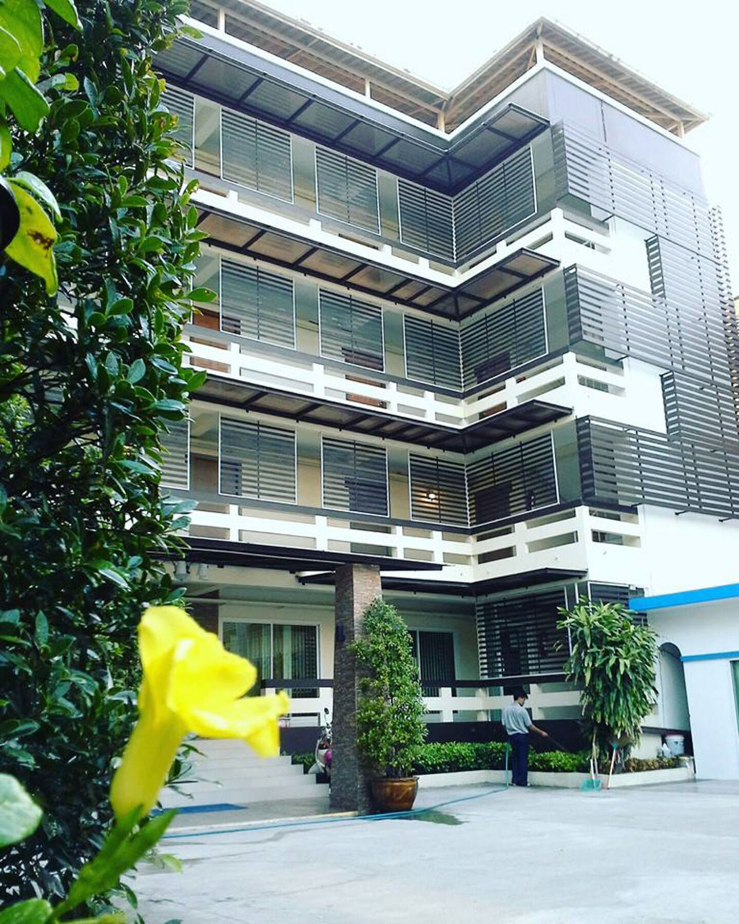 Ze Residence Banguecoque Exterior foto